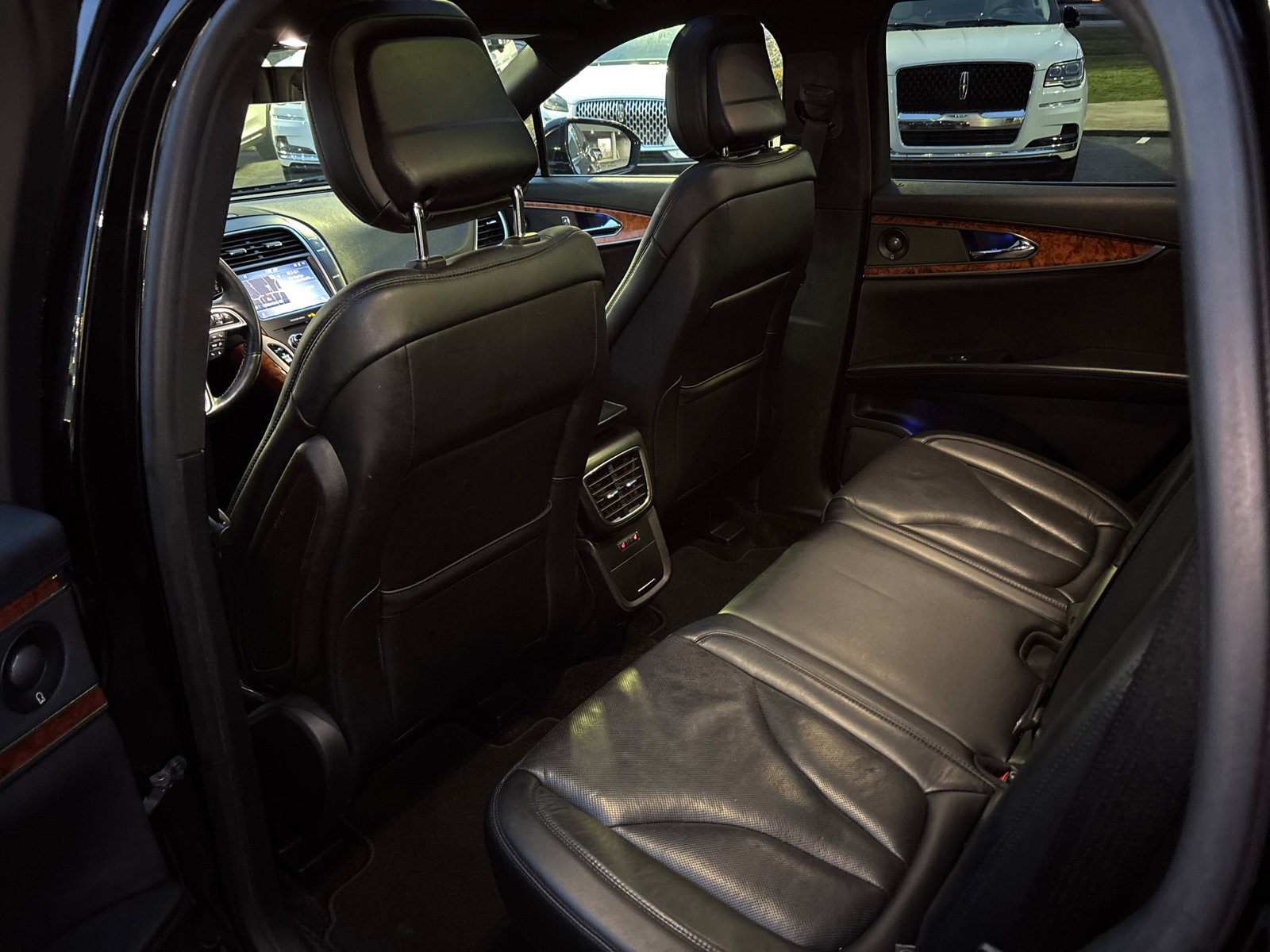 Used 2020 Lincoln Nautilus Reserve w/ Cargo Utility Package image 26