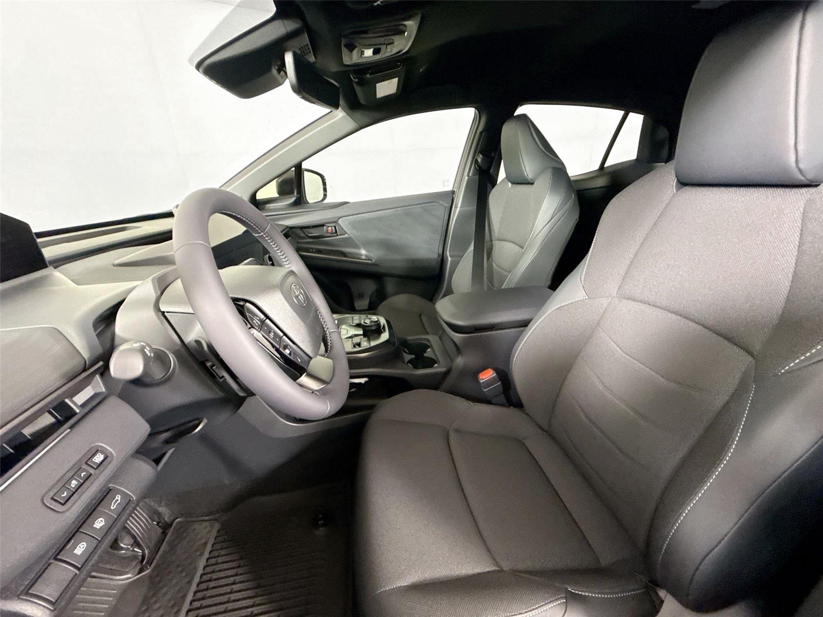 New 2026 Toyota C-HR AWD/4WD image 3