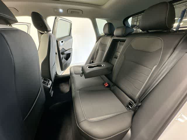 New 2026 Volkswagen Taos SE AWD/4WD image 19
