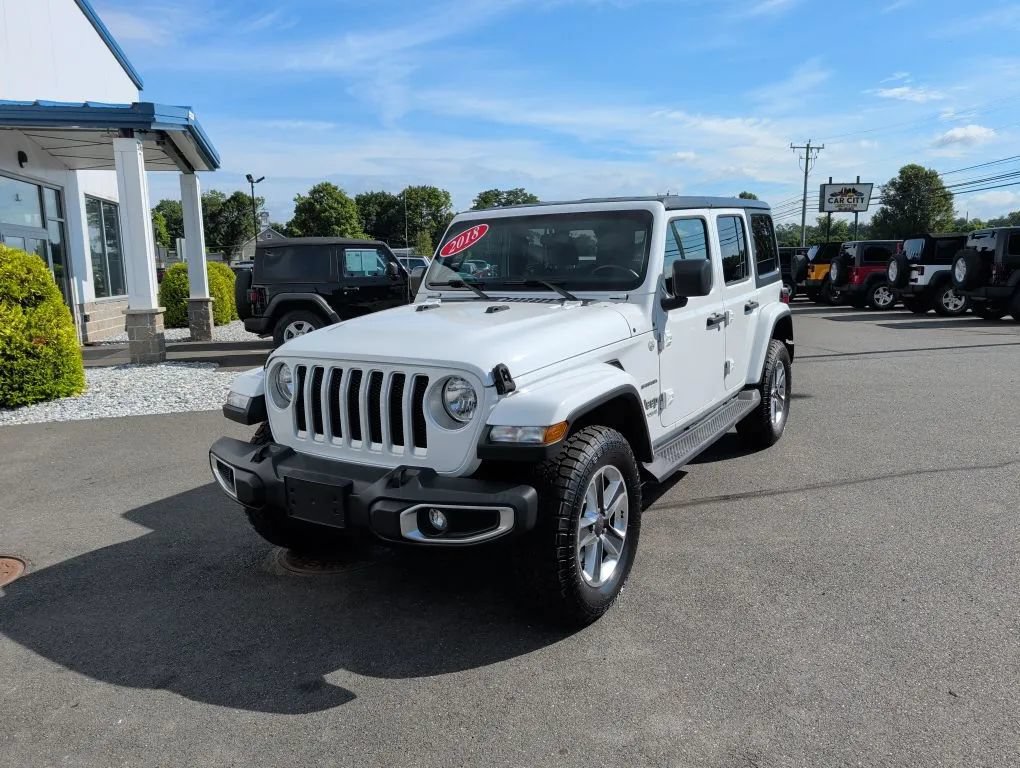 Used 2018 Jeep Wrangler Unlimited Sahara AWD/4WD image 4