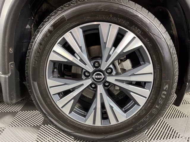 Used 2023 Nissan Rogue SV image 14