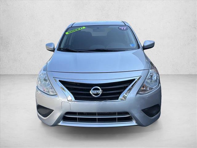 Used 2017 Nissan Versa SV FWD image 2