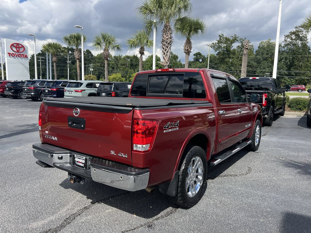 Used 2014 Nissan Titan SL w/ SL Heavy Metal Package AWD/4WD image 10