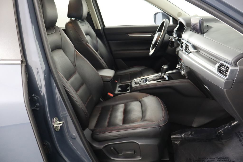 Used 2022 MAZDA CX-5 Carbon Edition image 18