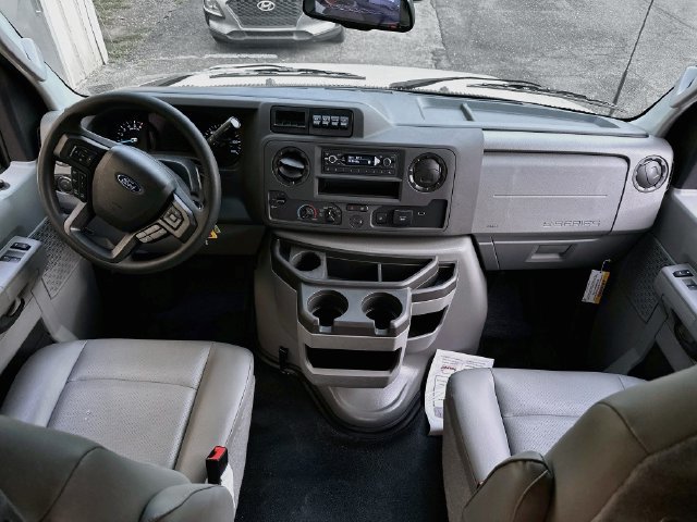 New 2027 Ford E-350 and Econoline 350 Super Duty w/ Driver's Safety Package RWD image 9