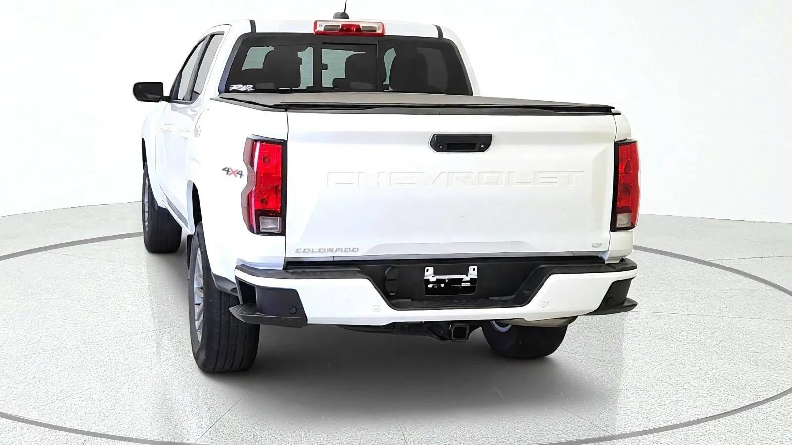 Used 2023 Chevrolet Colorado LT w/ LT Convenience Package AWD/4WD image 7