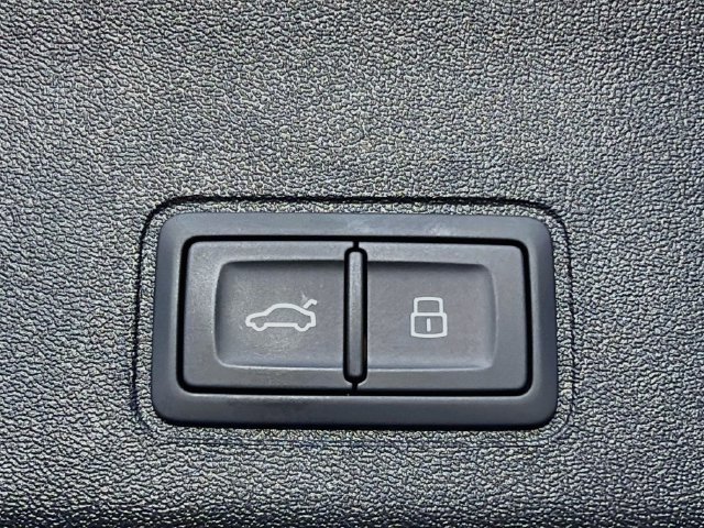 New 2026 Audi Q3 quattro 2.0T AWD/4WD image 12