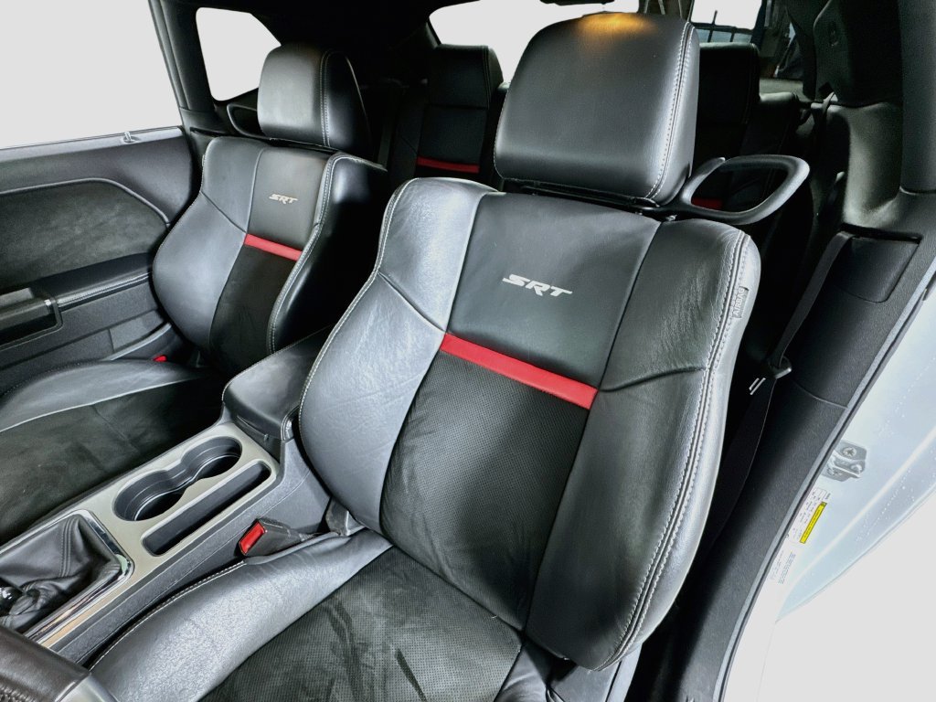 Used 2014 Dodge Challenger SRT8 w/ Harman/Kardon Audio Group RWD image 23