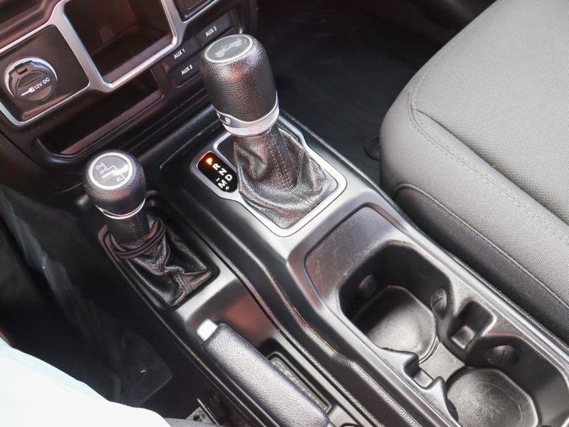 Used 2020 Jeep Wrangler Sport AWD/4WD image 15