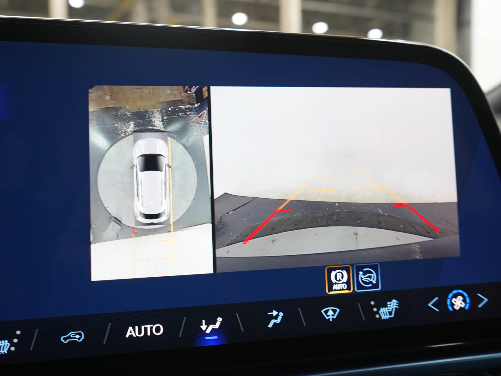 Used 2026 Chevrolet Equinox EV LT AWD/4WD image 29