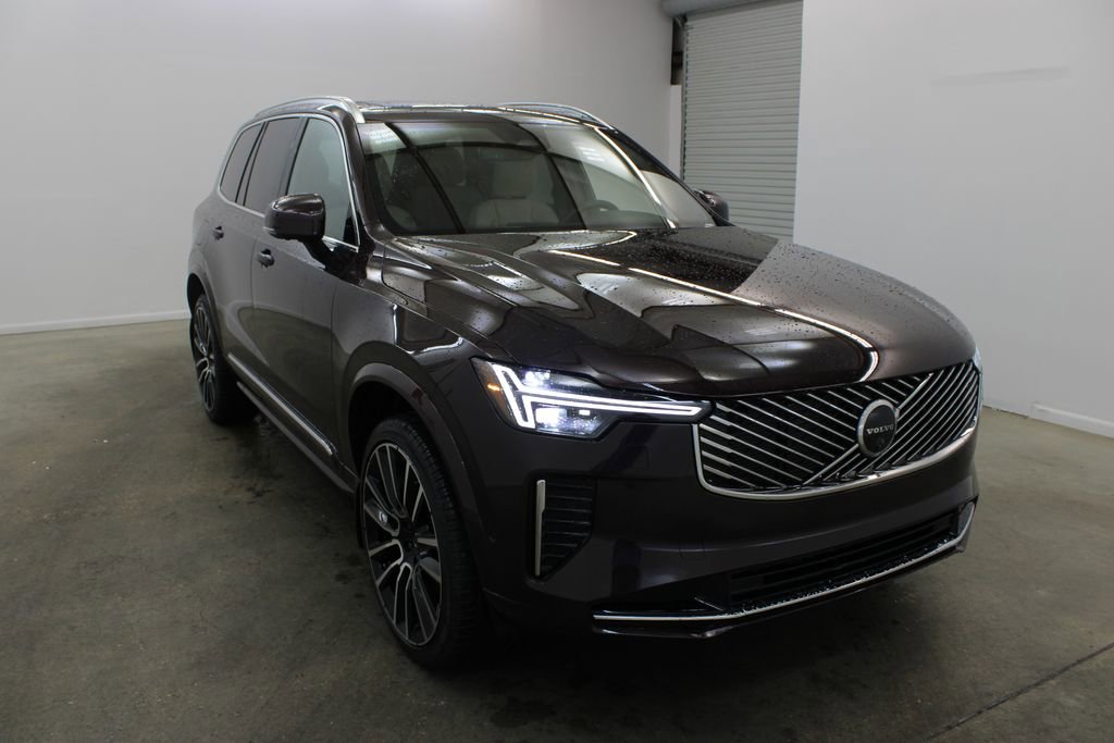 New 2026 Volvo XC90 B6 Plus w/ Protection Package image 6