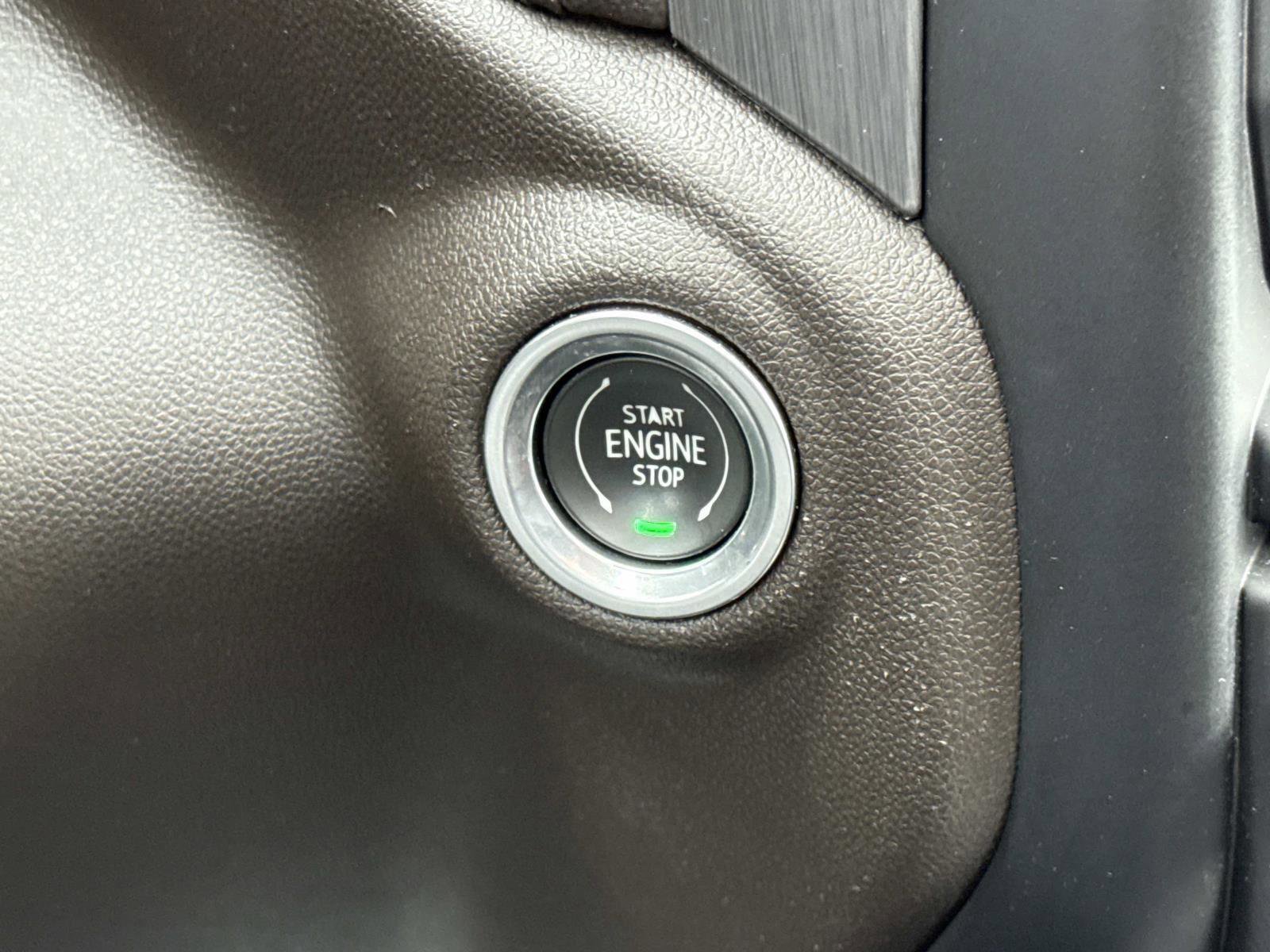 Used 2022 GMC Sierra 1500 Denali w/ Driver Alert Package II image 14