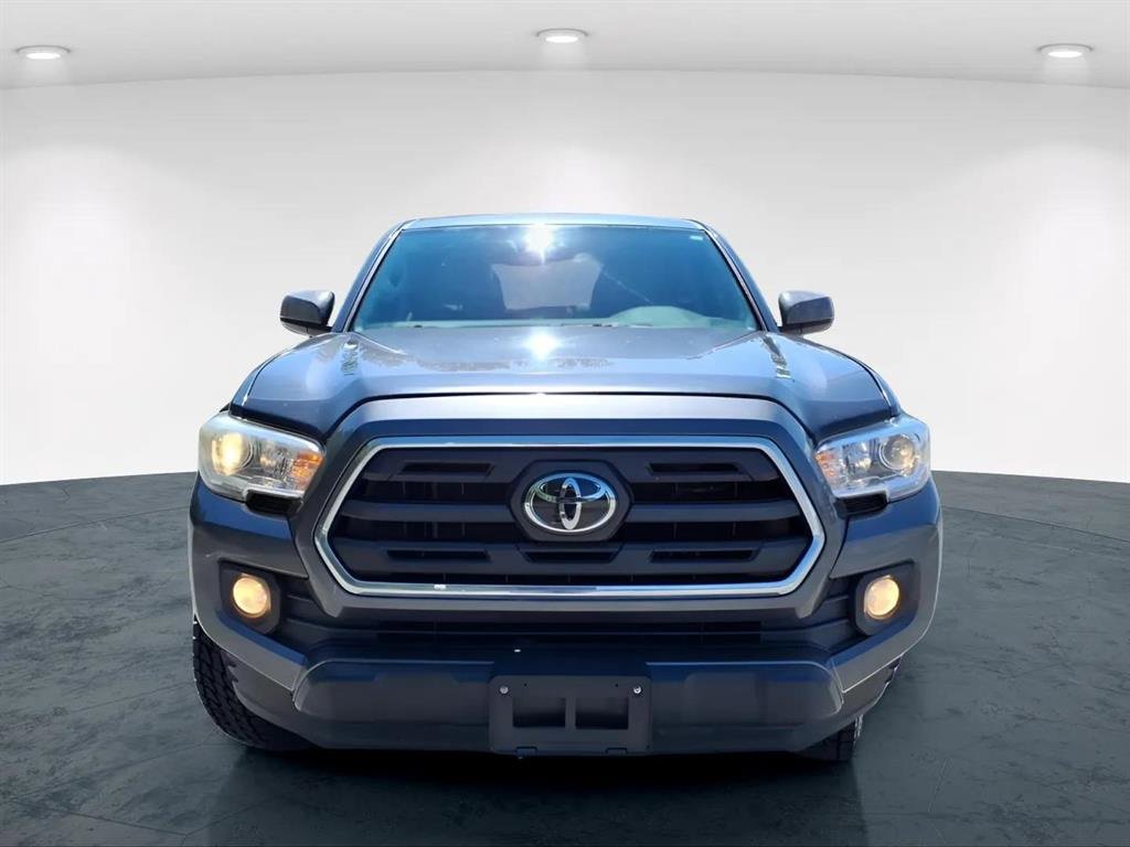 Used 2018 Toyota Tacoma SR5 image 19