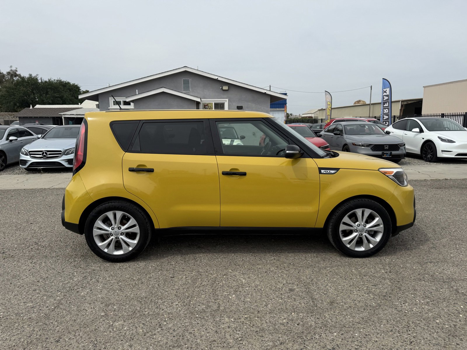 Used 2014 Kia Soul + image 8