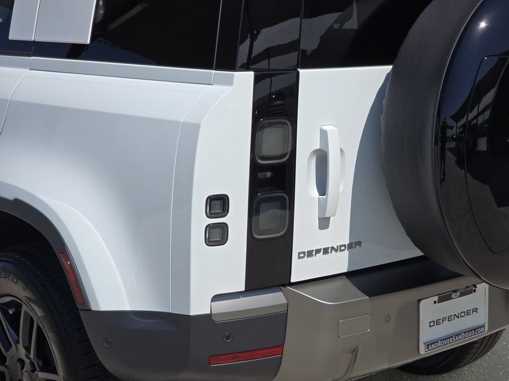 New 2026 Land Rover Defender 110 S AWD/4WD image 36