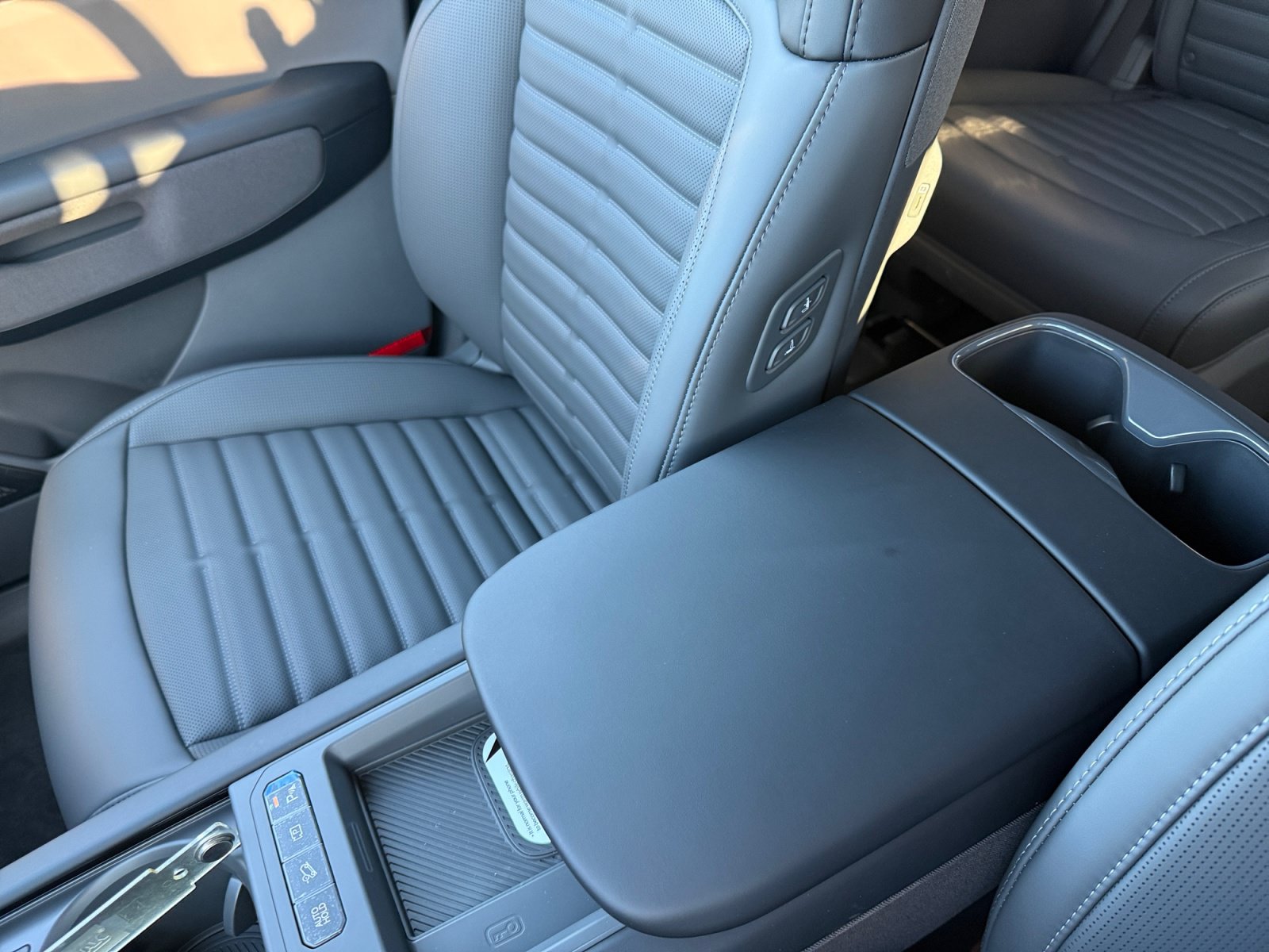 New 2026 Kia EV9 Land AWD/4WD image 14