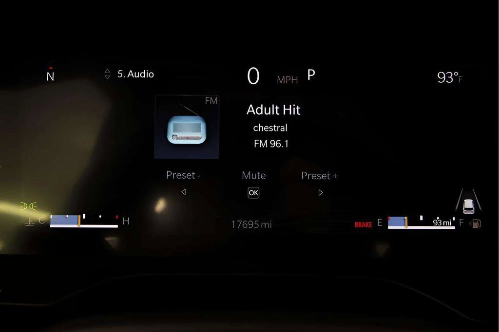 Used 2024 Jeep Grand Cherokee Altitude image 33