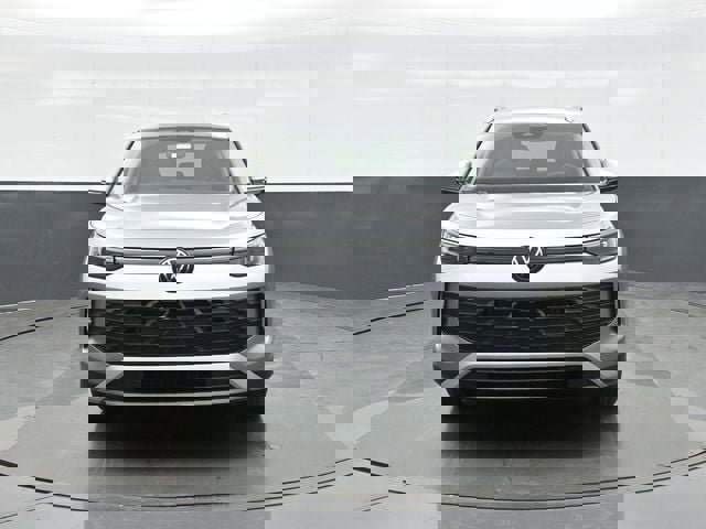 New 2026 Volkswagen Tiguan S image 2