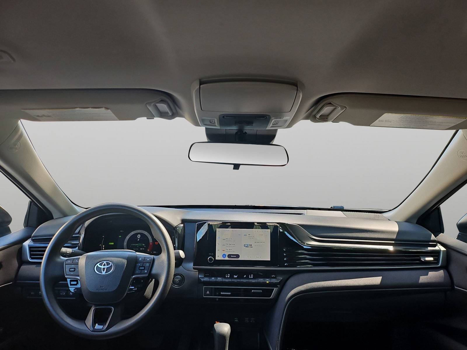 Used 2025 Toyota Camry LE FWD image 39