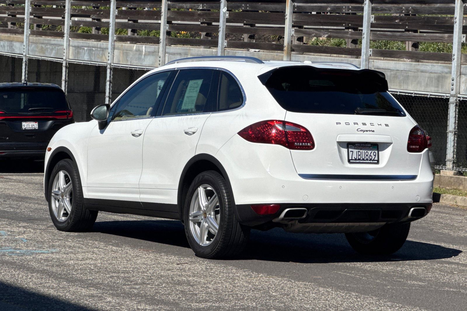 Used 2014 Porsche Cayenne AWD/4WD image 7
