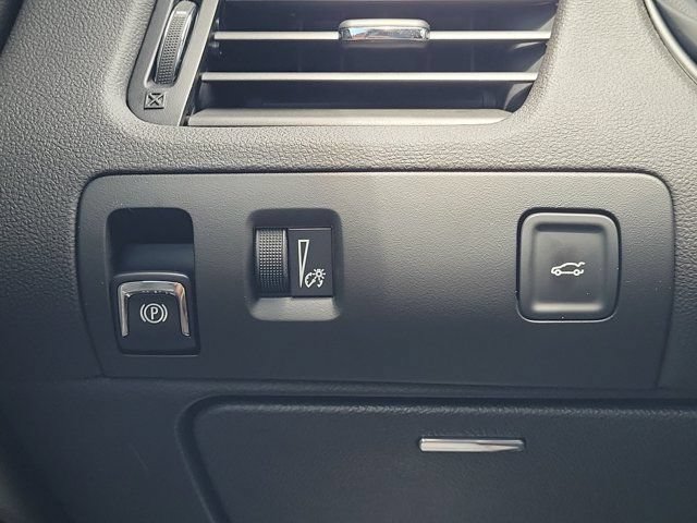 Used 2019 Chevrolet Impala LS FWD image 18
