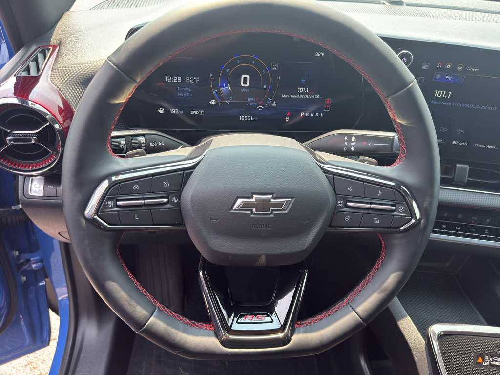 Certified 2025 Chevrolet Equinox RS AWD/4WD image 17