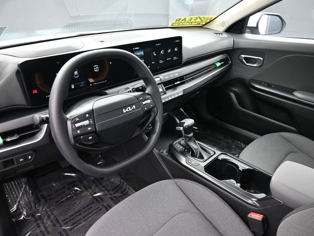 Used 2025 Kia K4 LXS image 19