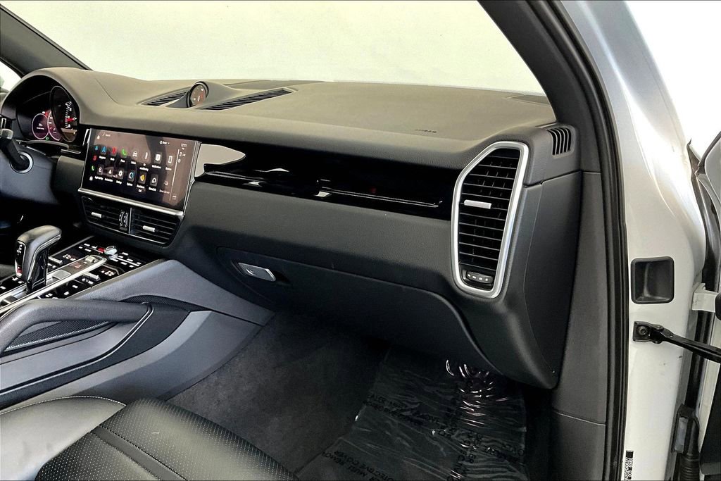 Used 2023 Porsche Cayenne image 20