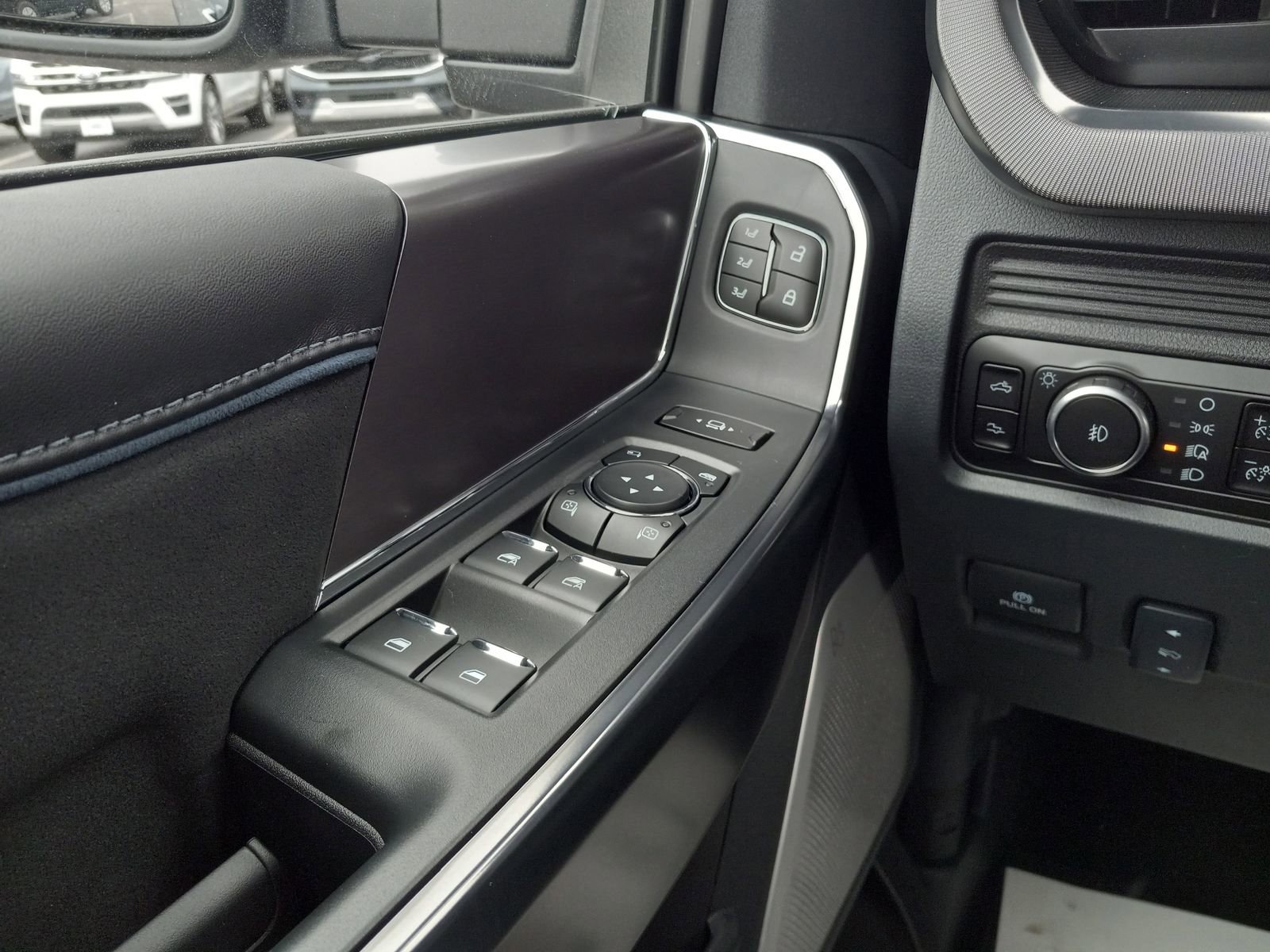 New 2026 Ford F250 Platinum image 26