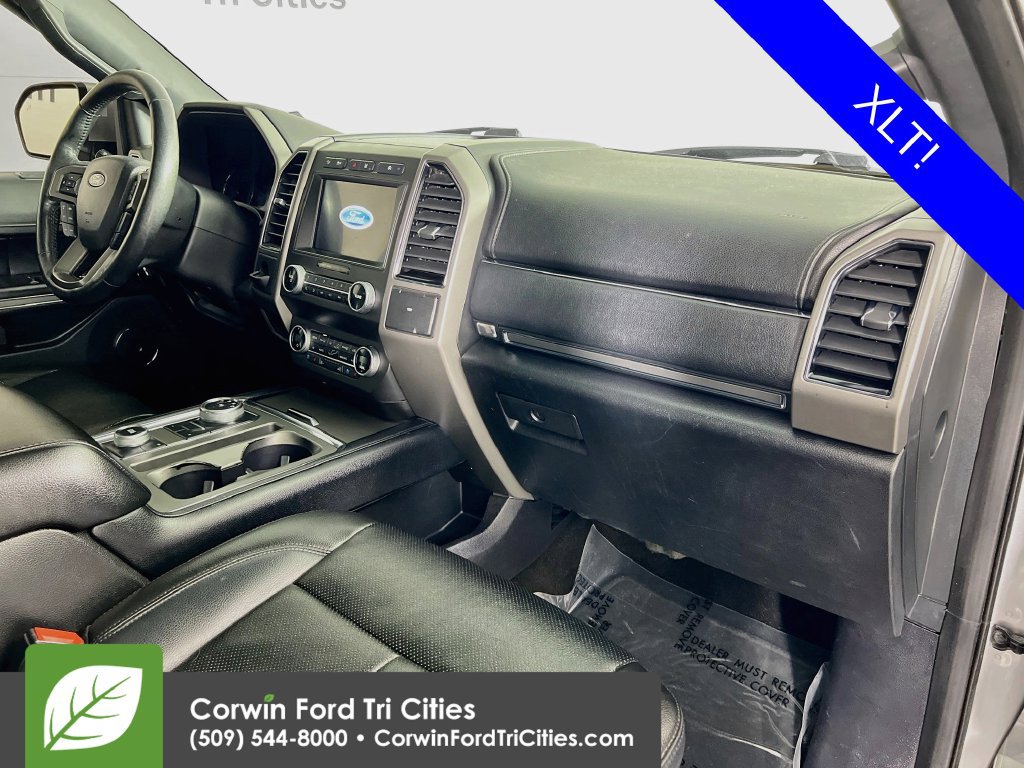 Used 2020 Ford Expedition Max XLT w/ Equipment Group 202A AWD/4WD image 31