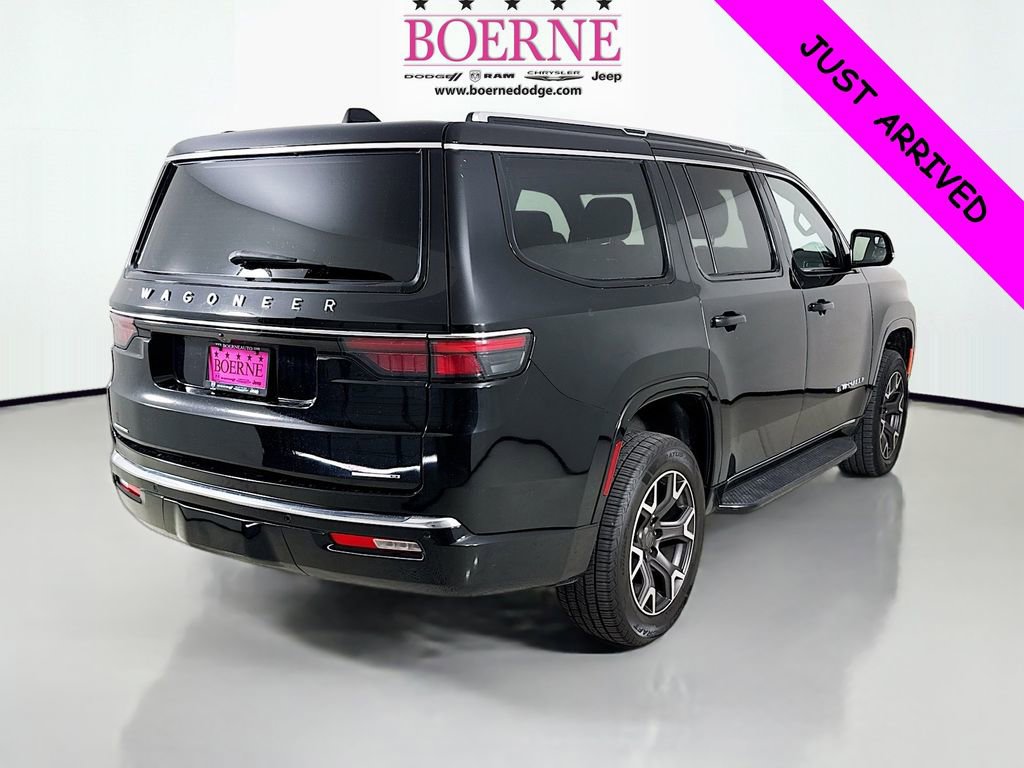 Used 2023 Jeep Wagoneer Series III w/ Preferred Equipment Group image 7