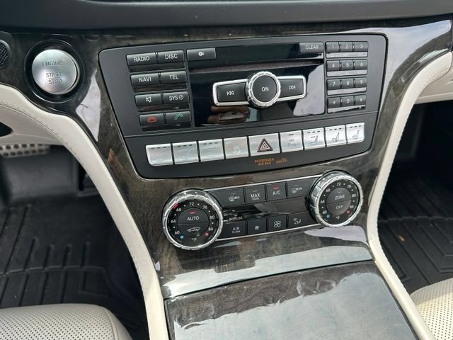 Used 2013 Mercedes-Benz SL 550 image 20