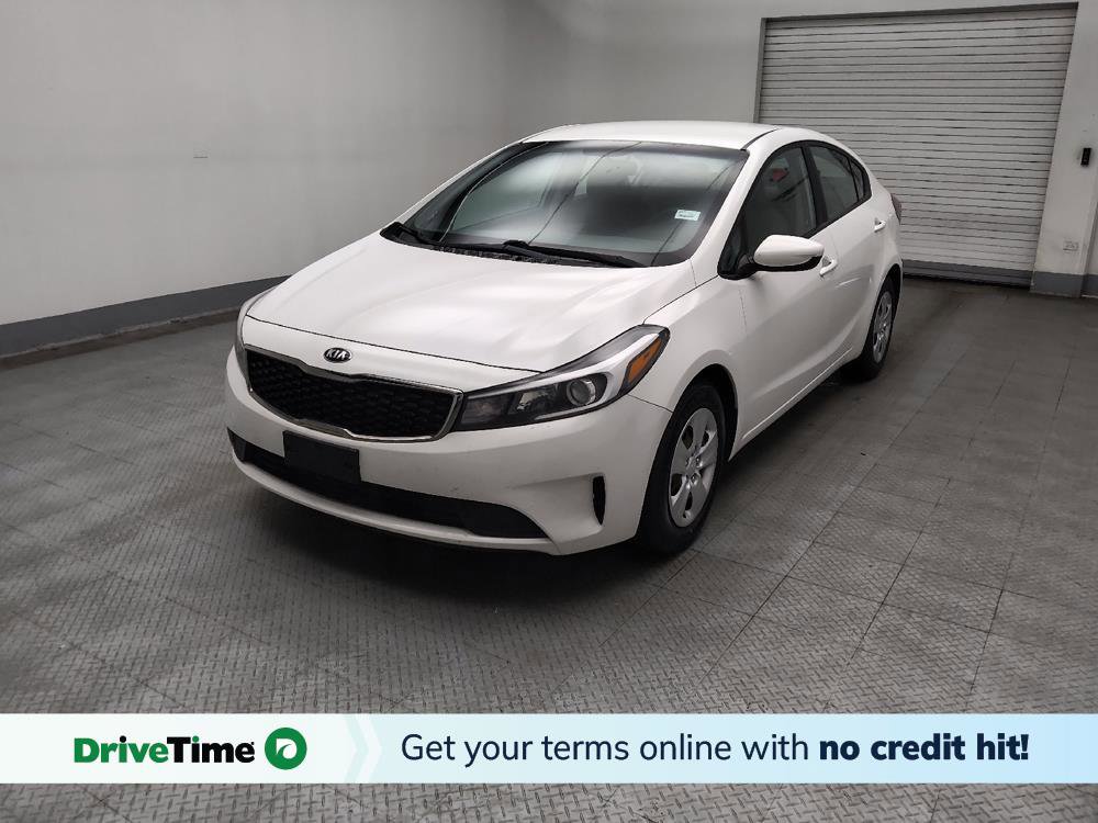 Used 2017 Kia Forte LX image 1