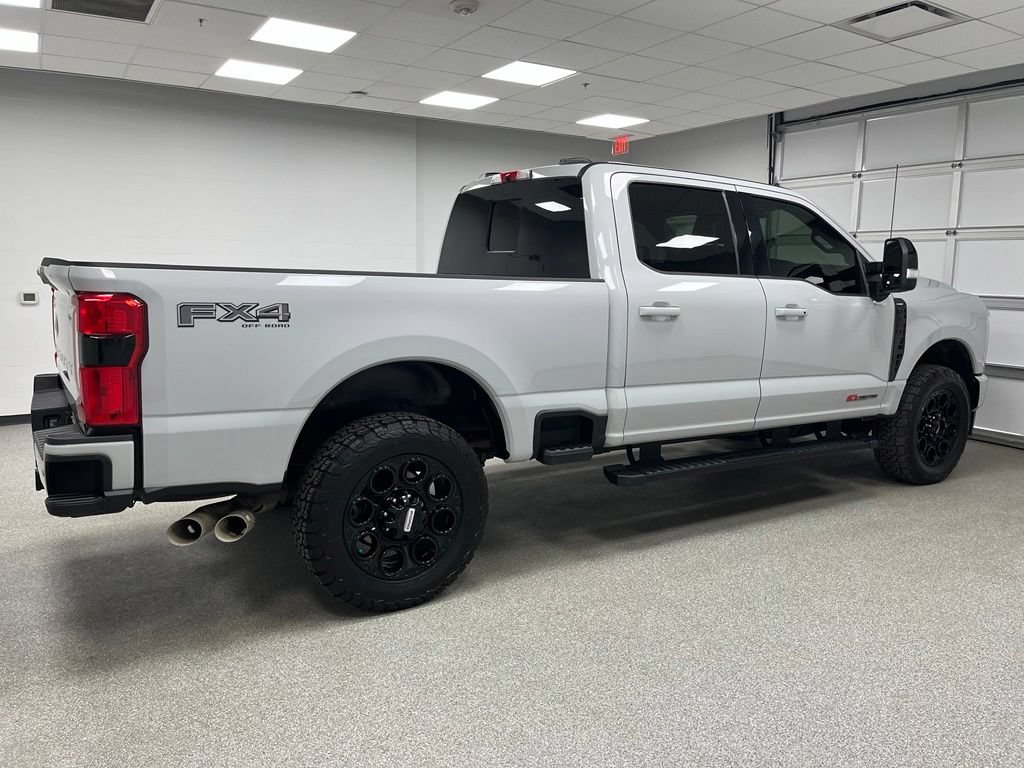 Used 2026 Ford F350 Lariat w/ Black Appearance Package AWD/4WD image 11