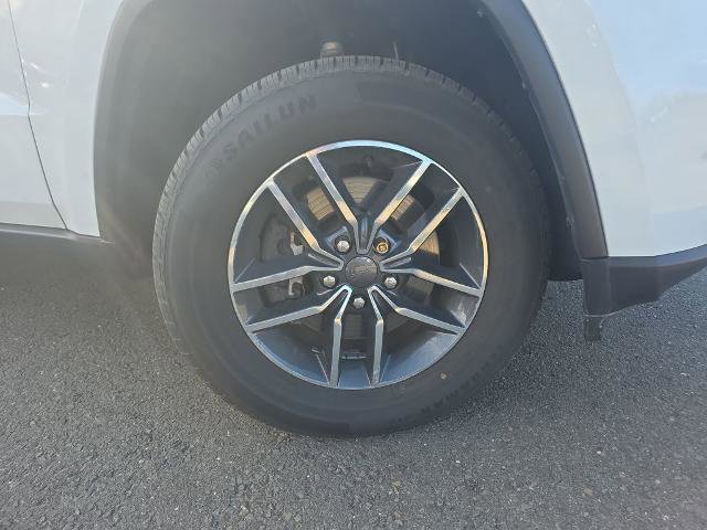 Used 2022 Jeep Grand Cherokee Limited AWD/4WD image 10