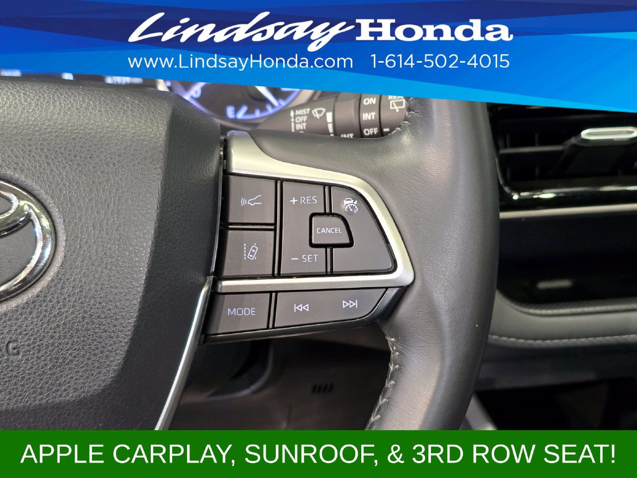 Used 2022 Toyota Highlander XLE AWD/4WD image 16