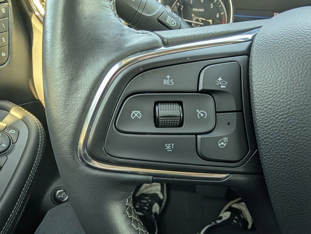 Used 2023 Buick Encore GX Essence w/ Experience Buick Package image 17