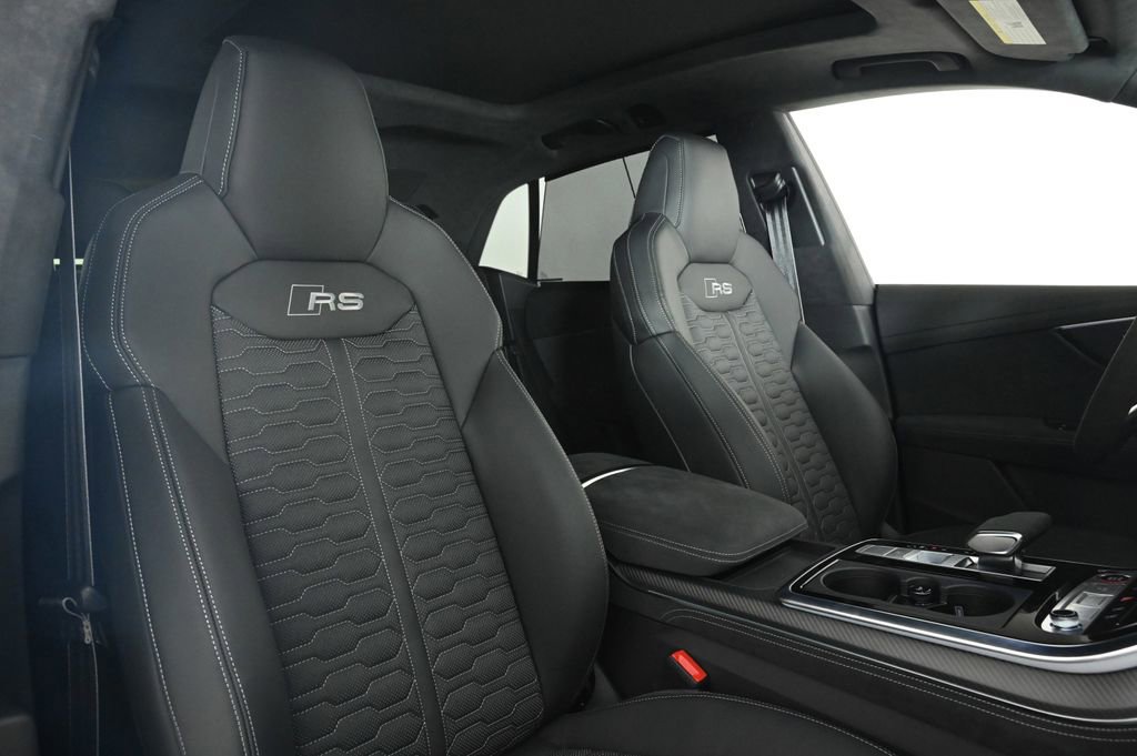 New 2025 Audi RS Q8 performance image 15