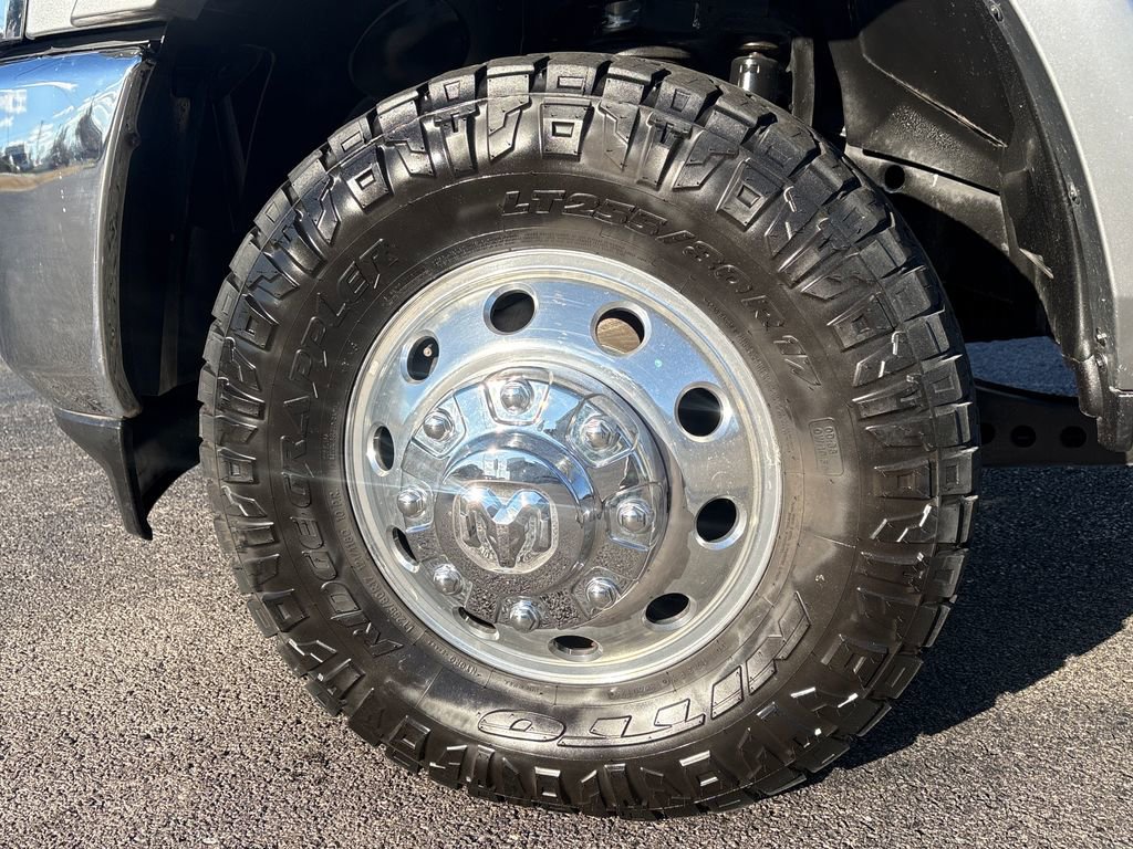 Used 2020 RAM 3500 Laramie image 37