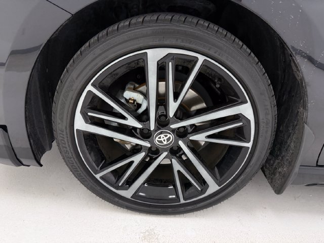 Used 2026 Toyota Camry XSE w/ Premium Package FWD image 7