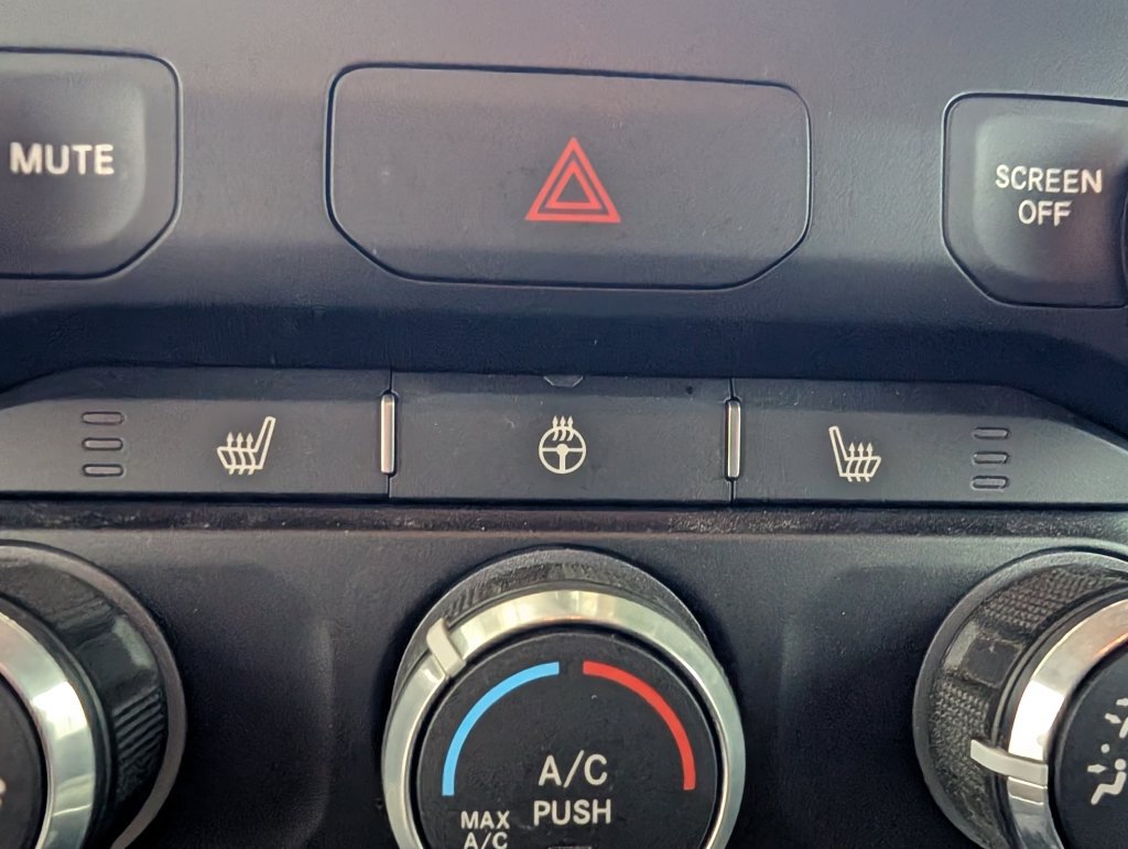 Used 2023 RAM 1500 Big Horn AWD/4WD image 22