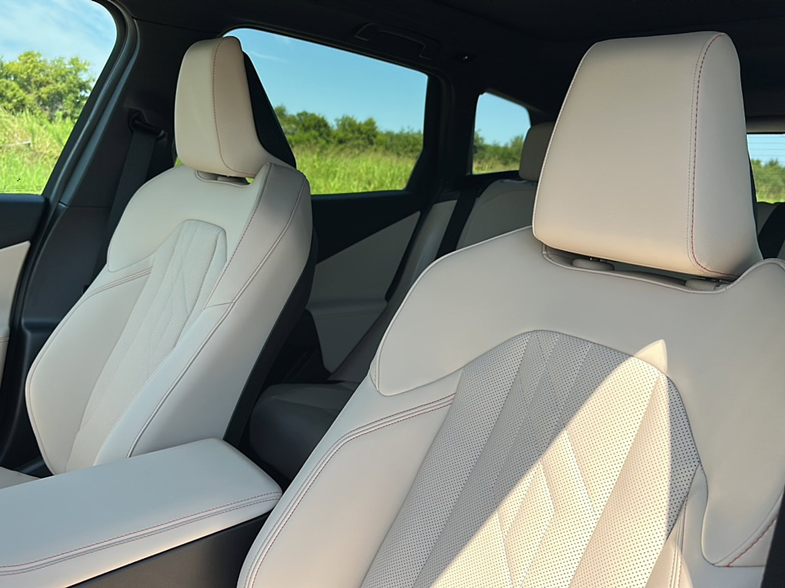 New 2026 BMW X3 xDrive30 w/ Premium Package image 11