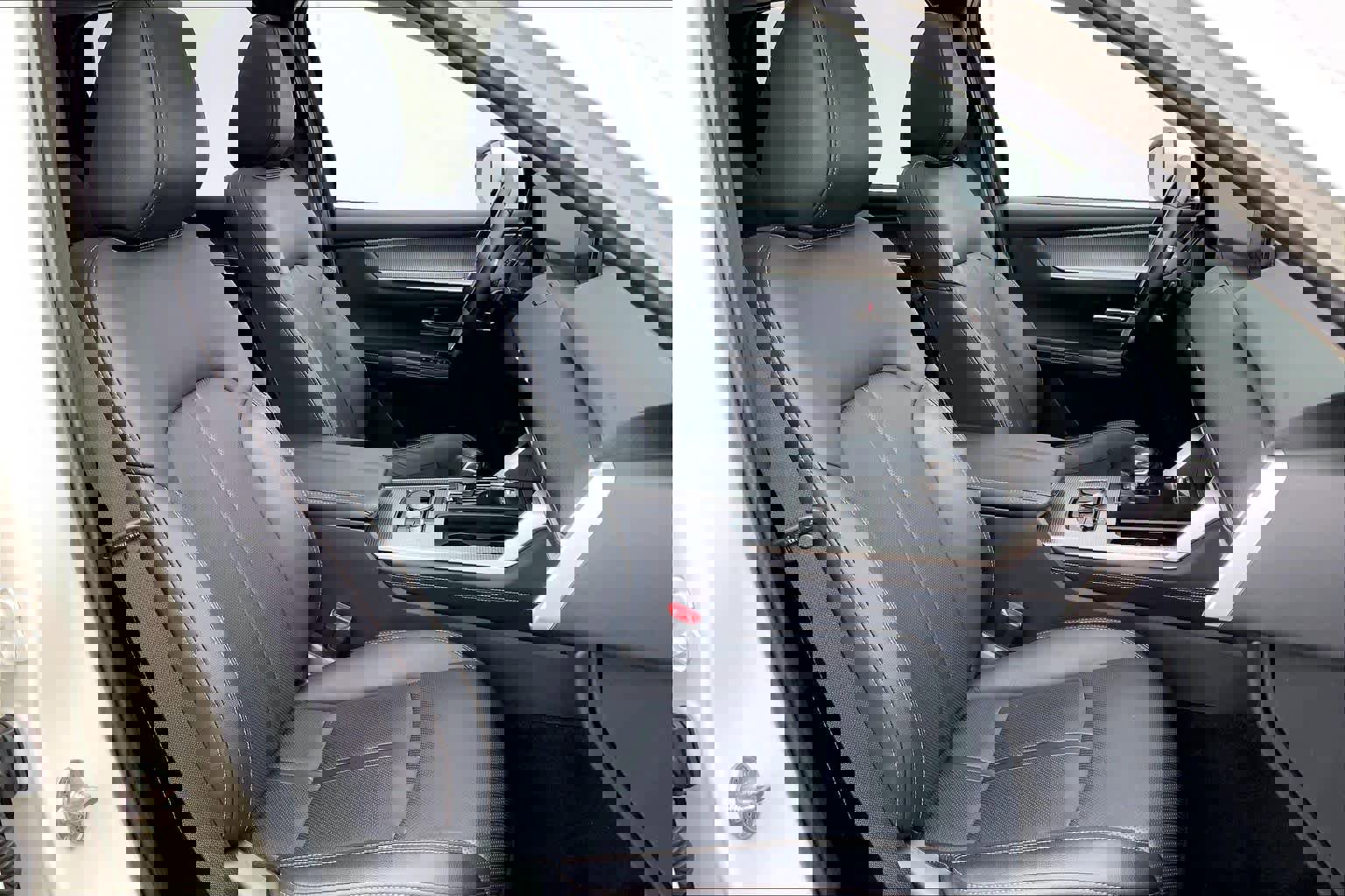 Certified 2024 MAZDA CX-90 Plug-In Hybrid w/ Premium Pkg image 8