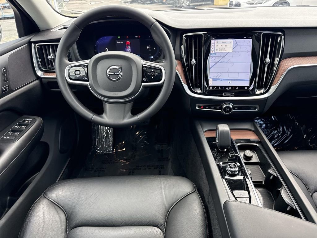 Used 2023 Volvo S60 B5 Plus w/ Protection Package Premier image 19