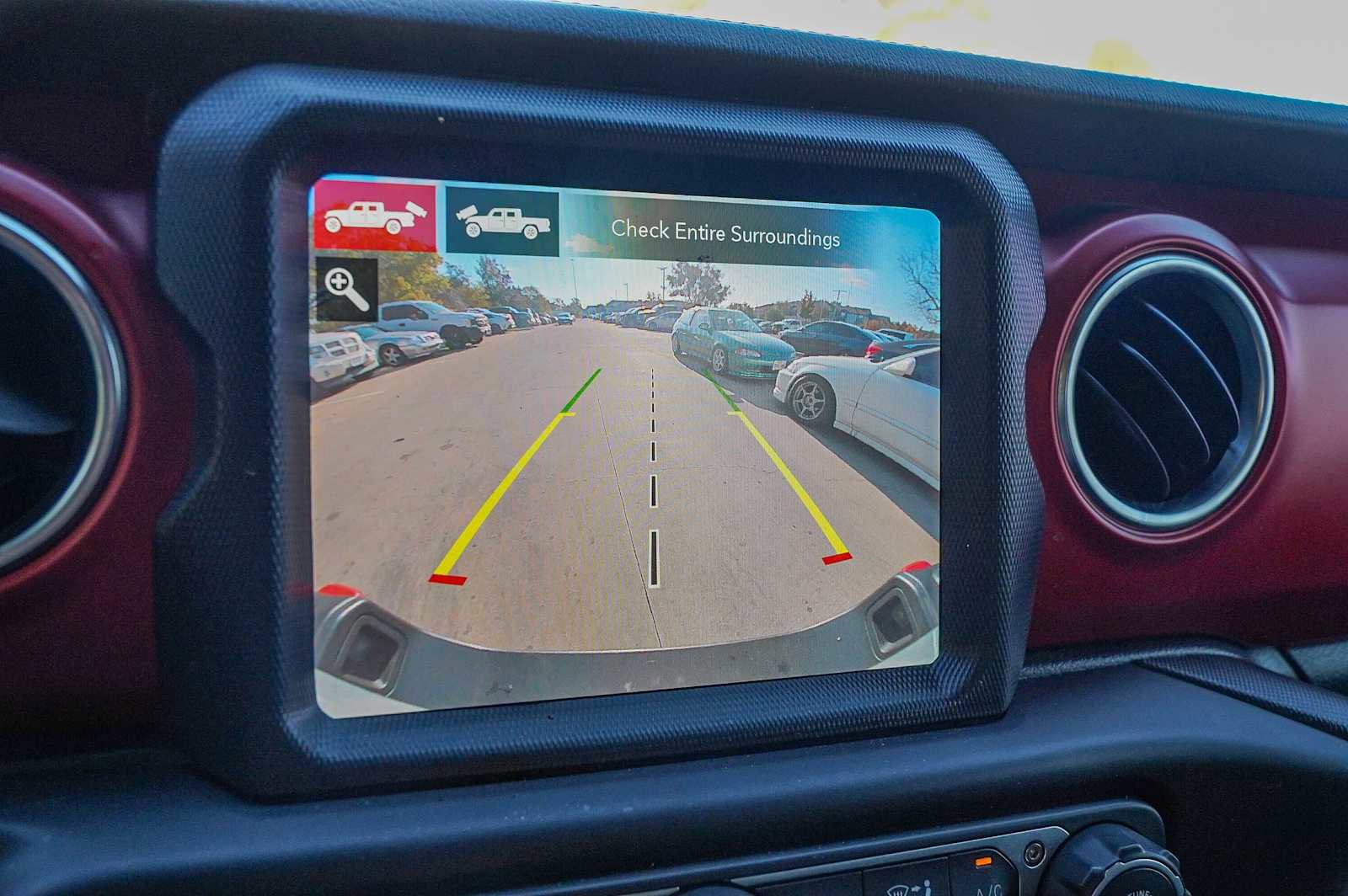 Used 2023 Jeep Gladiator Rubicon w/ LED Lighting Group image 17