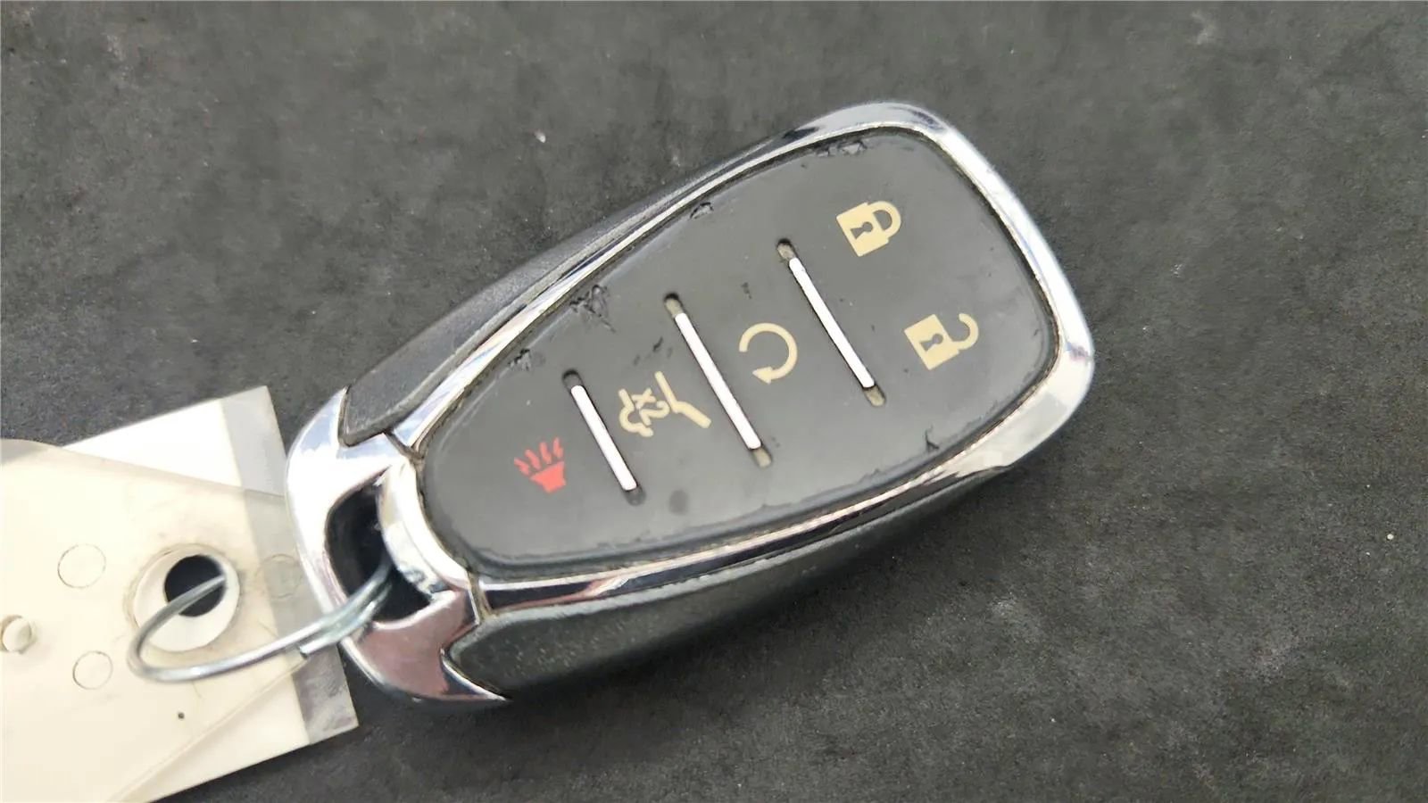 Used 2023 Chevrolet Traverse LT image 21