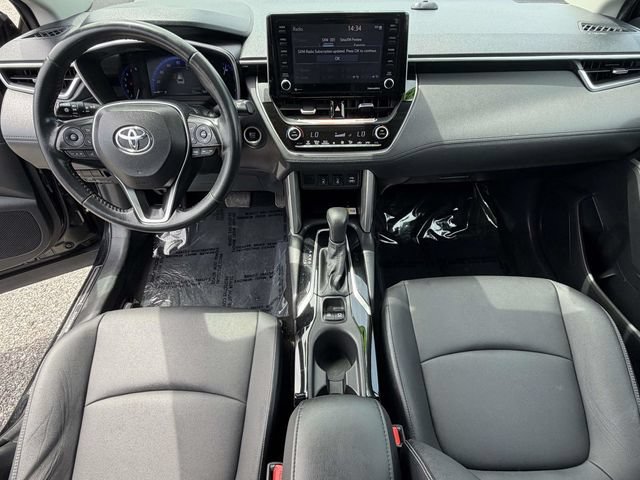 Used 2022 Toyota Corolla Cross XLE w/ Convenience Package AWD/4WD image 15
