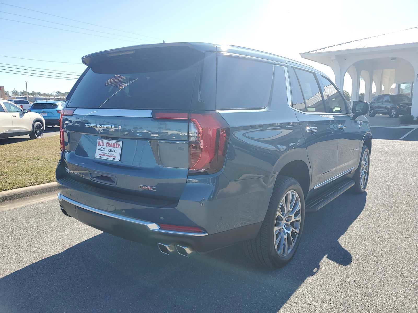 Used 2025 GMC Yukon Denali image 6