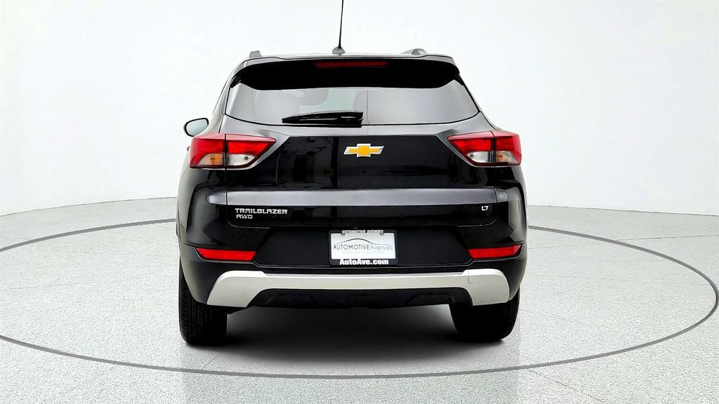 Used 2023 Chevrolet TrailBlazer LT w/ Convenience Package AWD/4WD image 4