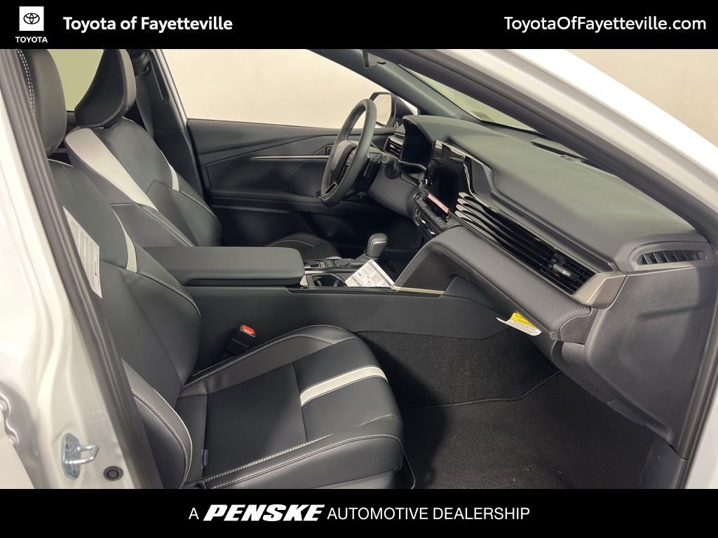 Used 2026 Toyota Camry SE FWD image 6